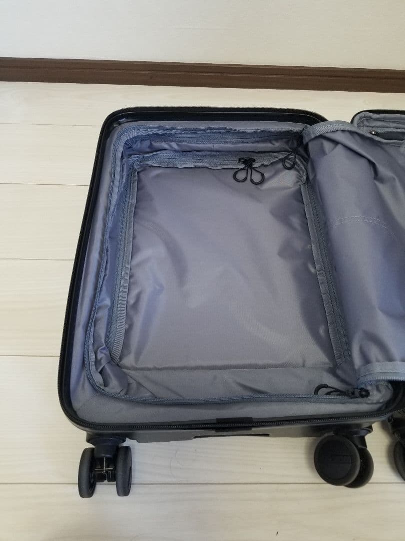 デカかるEdge キャリーケース マットブラック 37Ｌ+7Ｌ