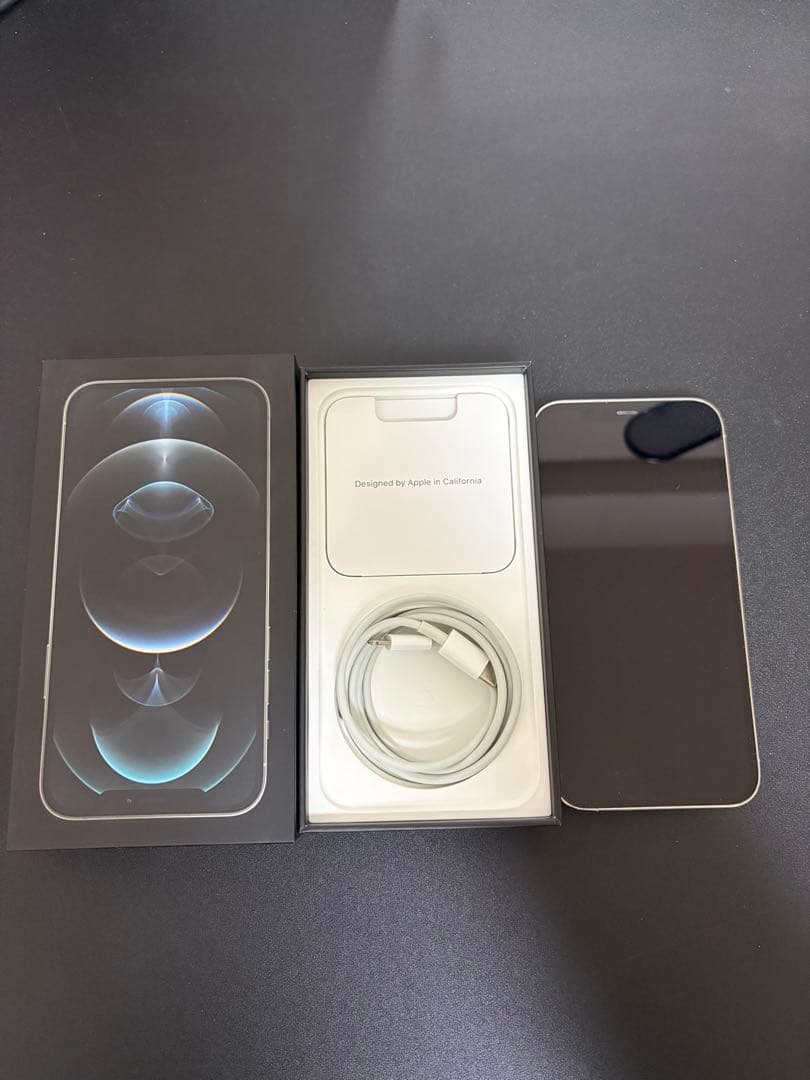 (キロロ)Apple iPhone 12Pro シルバー 本体 256GB