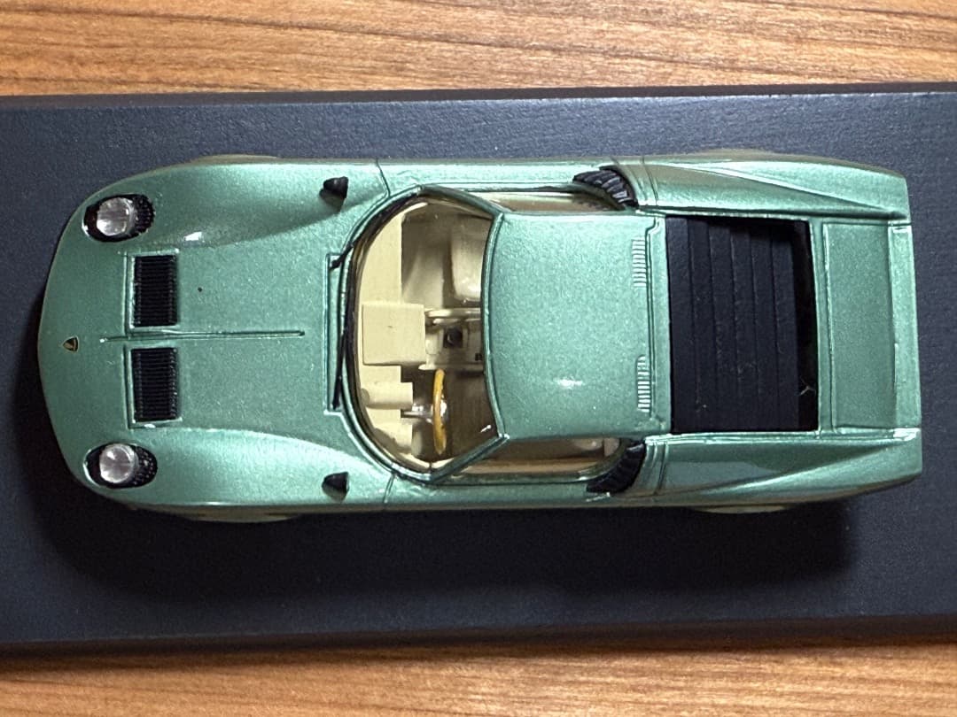 SMTS 1/43 ランボルギーニ ミニカー メタリックグリーン