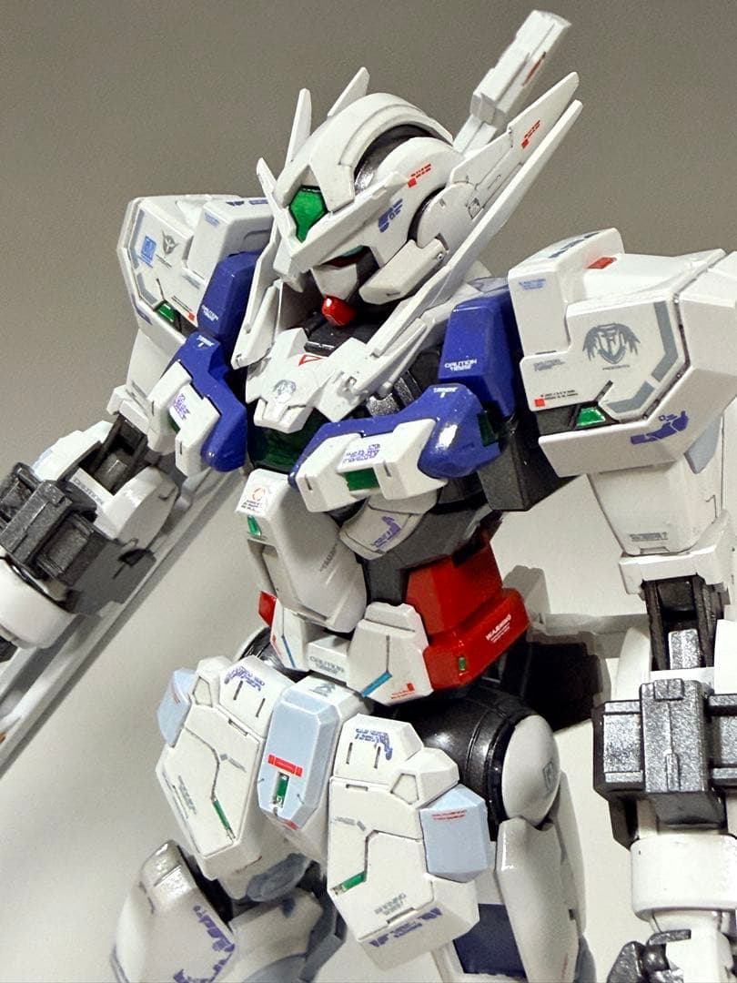 ガンプラ完成品　MGガンダムアストレア＋プロトGNツインブロードブレード