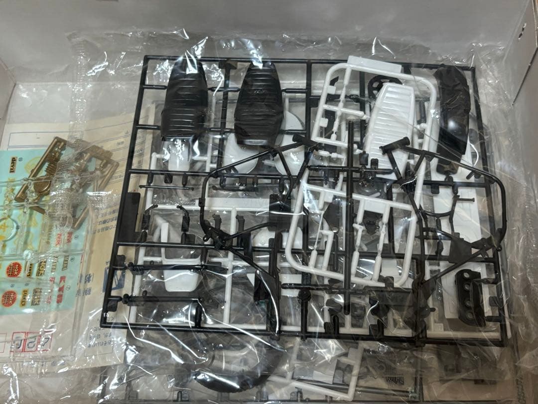 アオシマ 1/12 俺のマシン 風雲爆速ライダー XJ400D 未組立