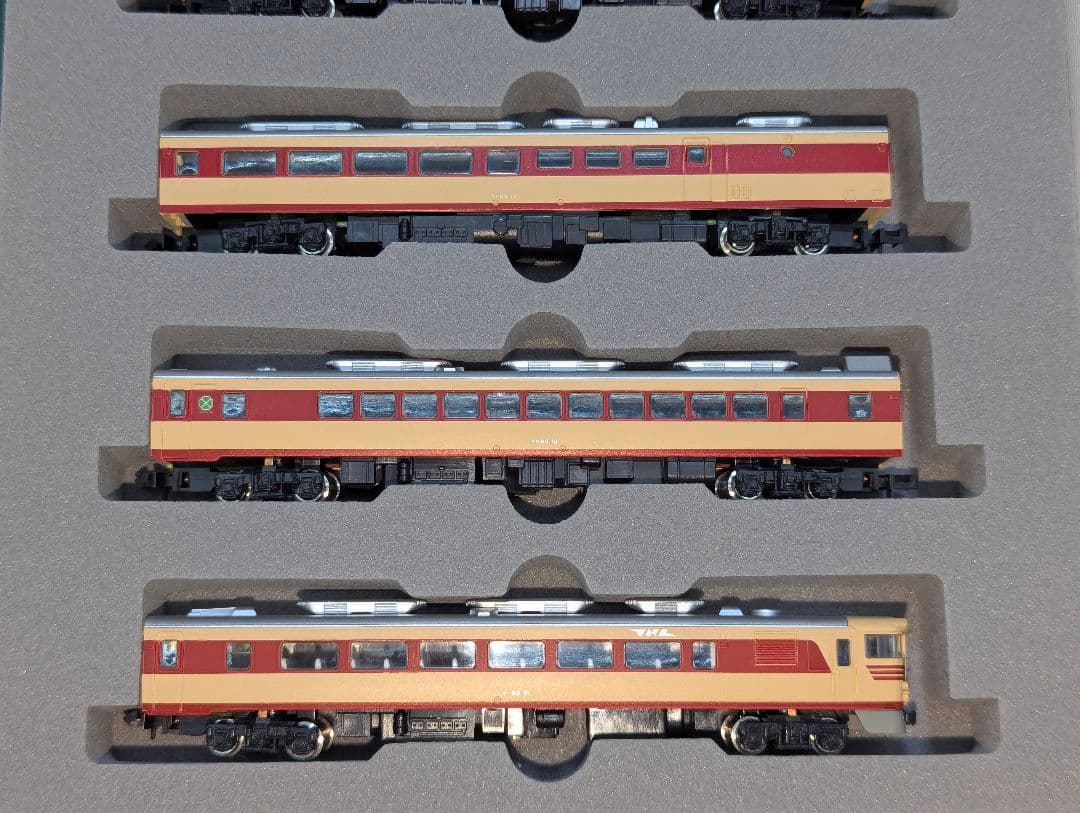 KATO　キハ82系　特急形気動車　【10-131】　Nゲージ