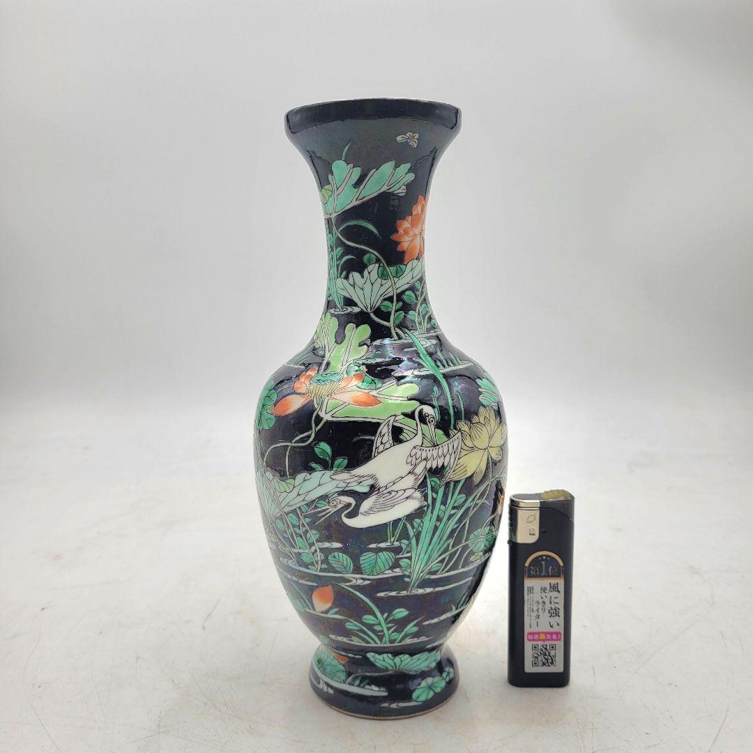 したん　中国美術　黒地に五彩　花瓶　時代物　清朝　箱無し