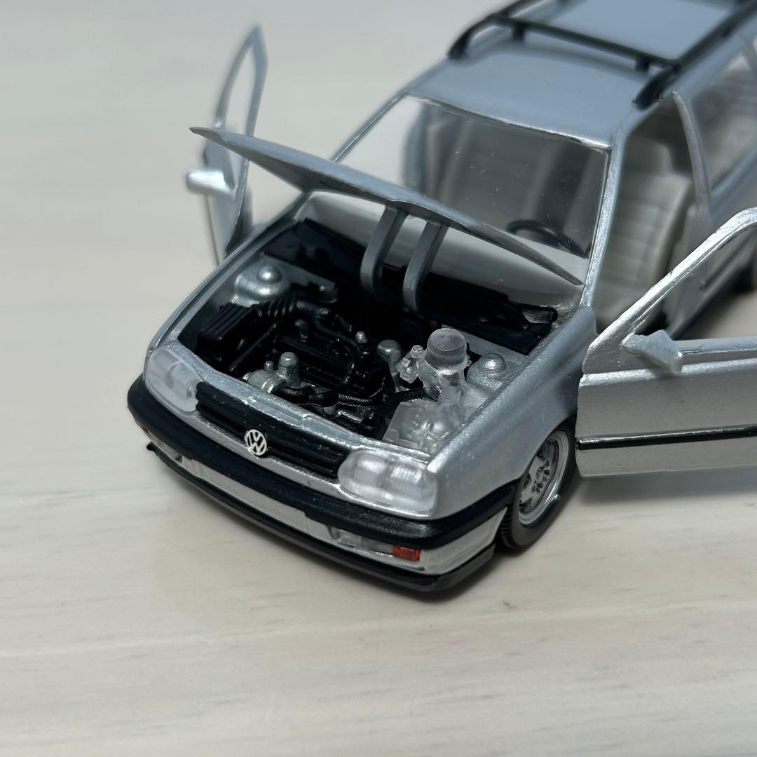 フォルクスワーゲン ゴルフ ヴァリアント　1993 Silver