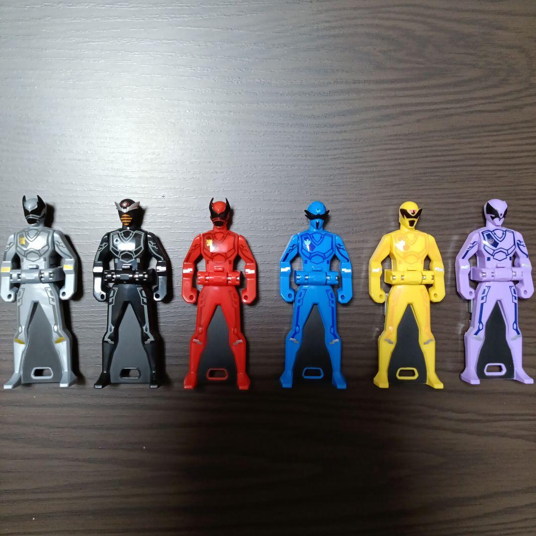 ヴ*ン様 レンジャーキー　メモリアル　キングオージャーセット