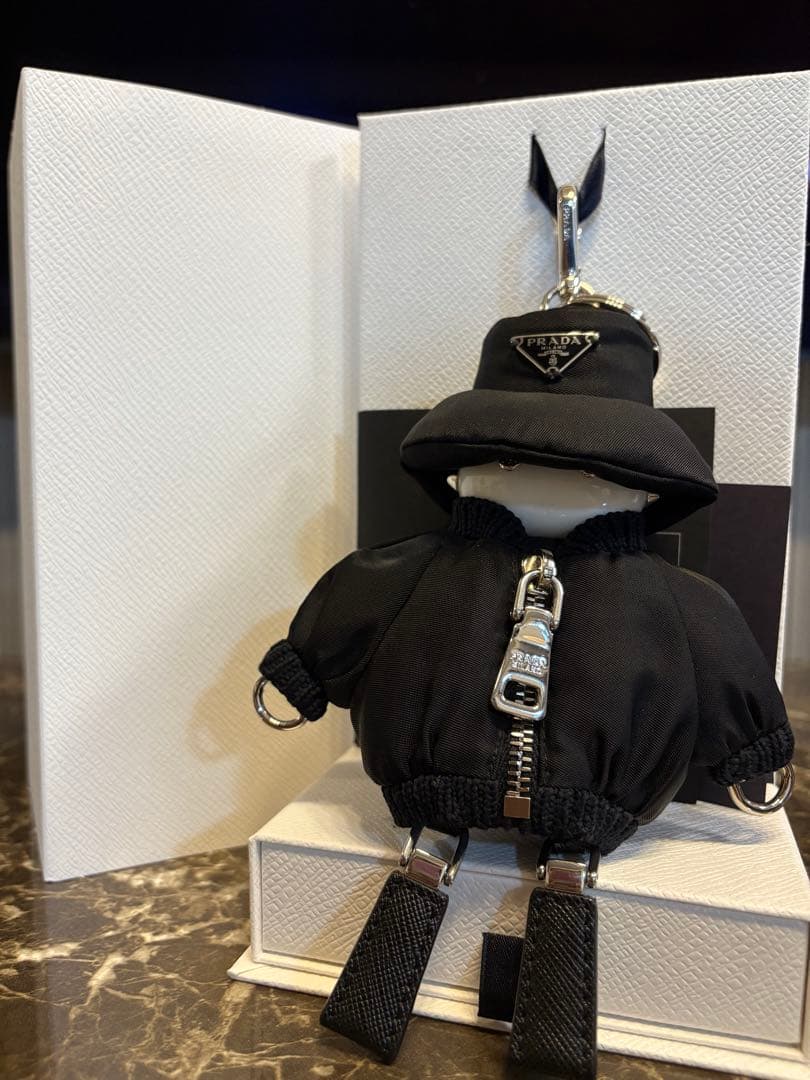 PRADA メンズ　ロボットキーチェーンチャーム