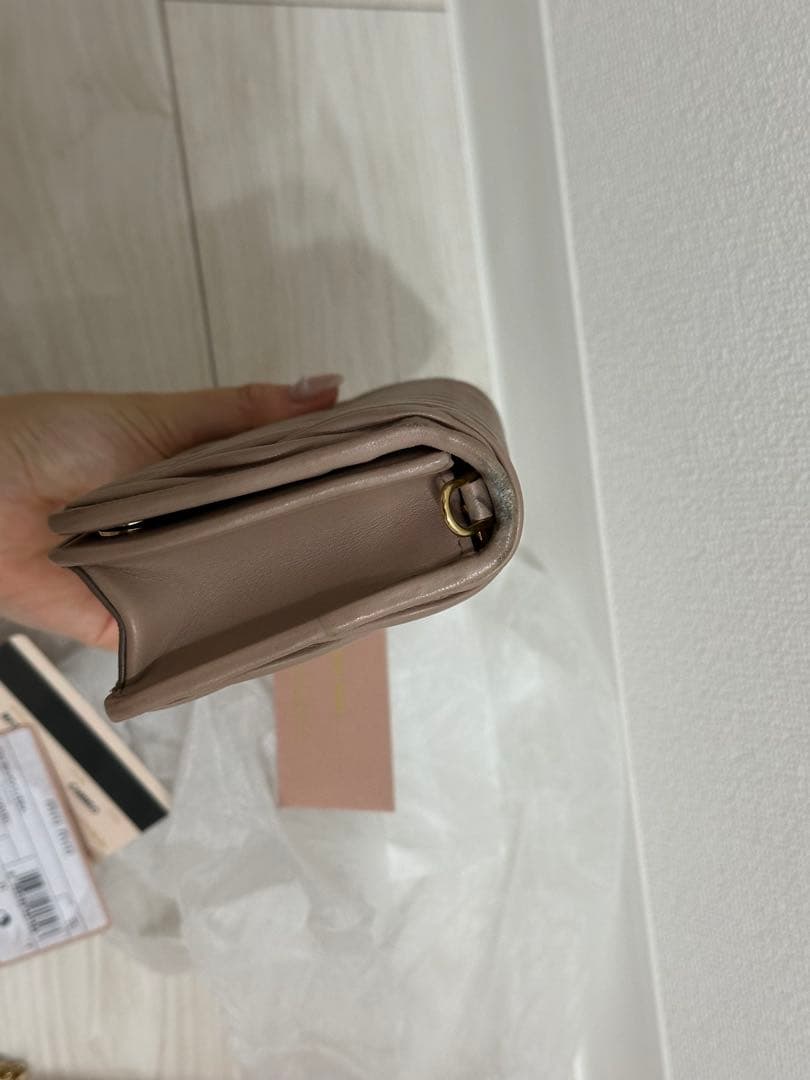 miumiu マテラッセ　ミニバッグ