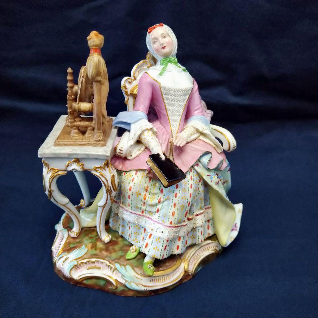 ✤1924年以前マイセン（Meissen）『糸を紡ぐ女性』