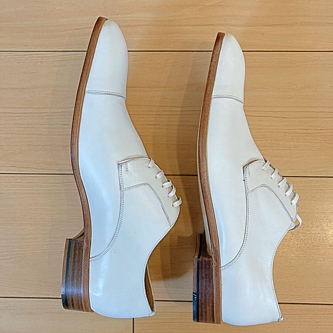 ⭐︎ hts.co.ltd⭐︎ 新品未使用　セルジオロッシ革靴白 Size 7
