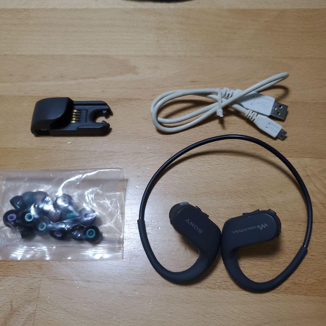 ソニー(SONY) ヘッドホン一体型ウォークマン NW-WS413 : 4GB