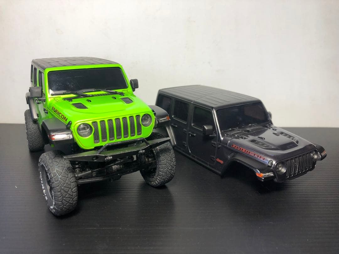 京商　ミニッツ 4x4 ルビコン　スペアボディー　重タイヤセット