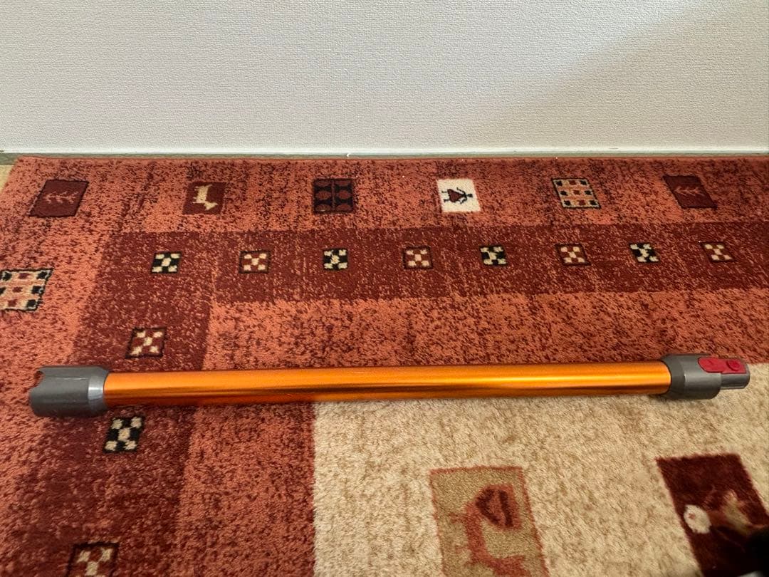 Dyson Cyclone V10 Fluffy SV12 ワイヤレス掃除機本体