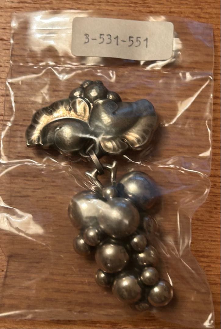   ジョージジェンセン　ブローチ