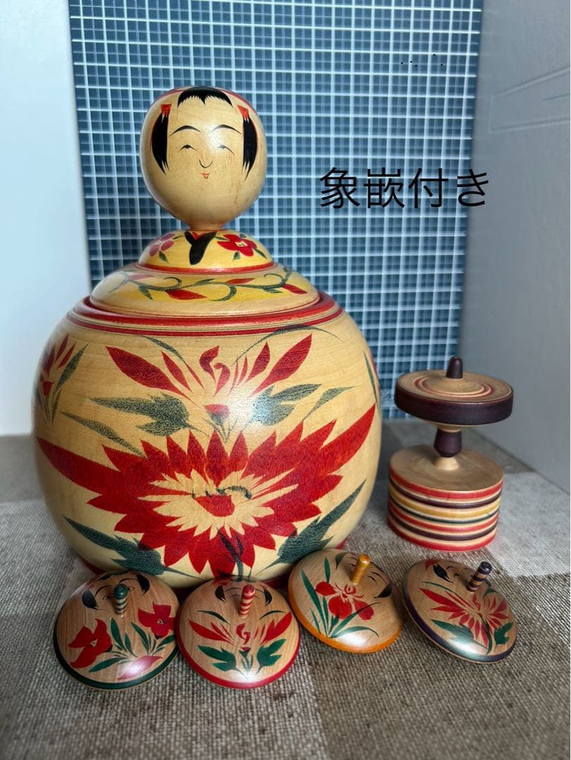 象嵌つきえじここけし、コマ入り