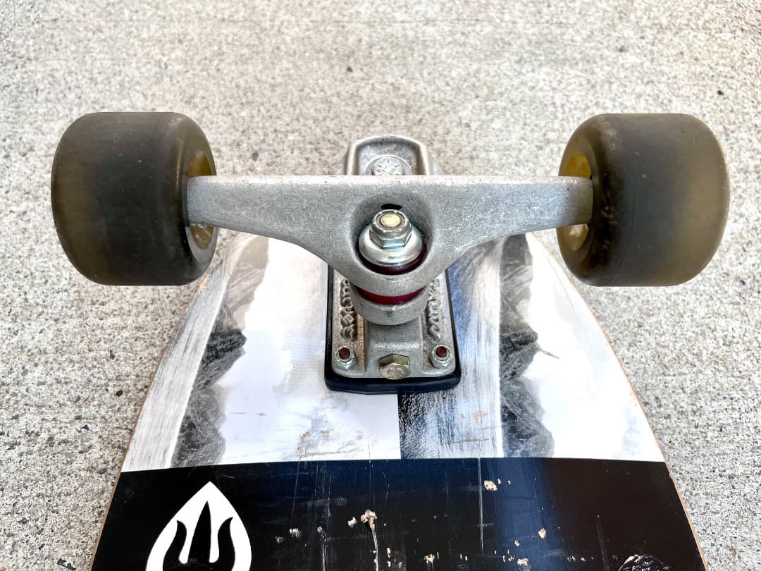 CARVER SKATEBOARDS カーバースケートボード