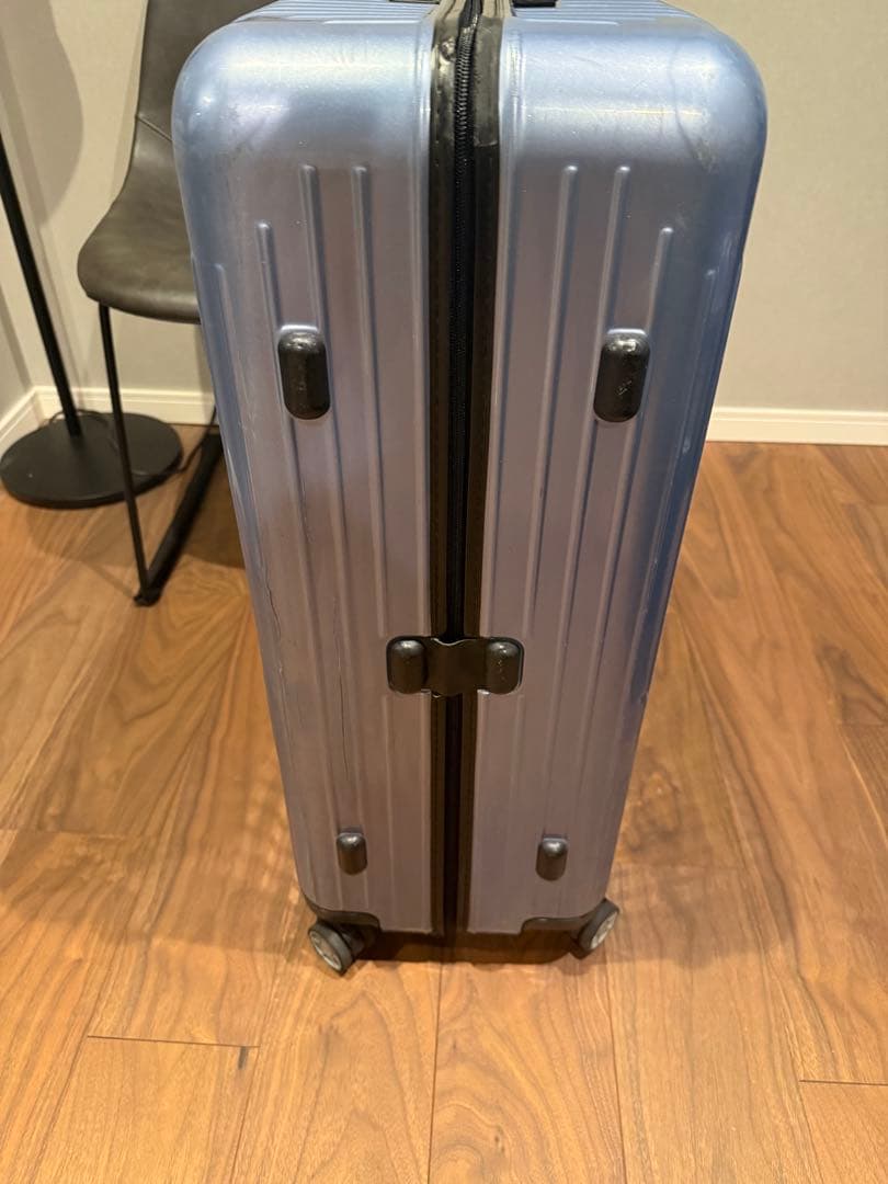 リモワ サルサエアー 80L アイスブルー 4輪