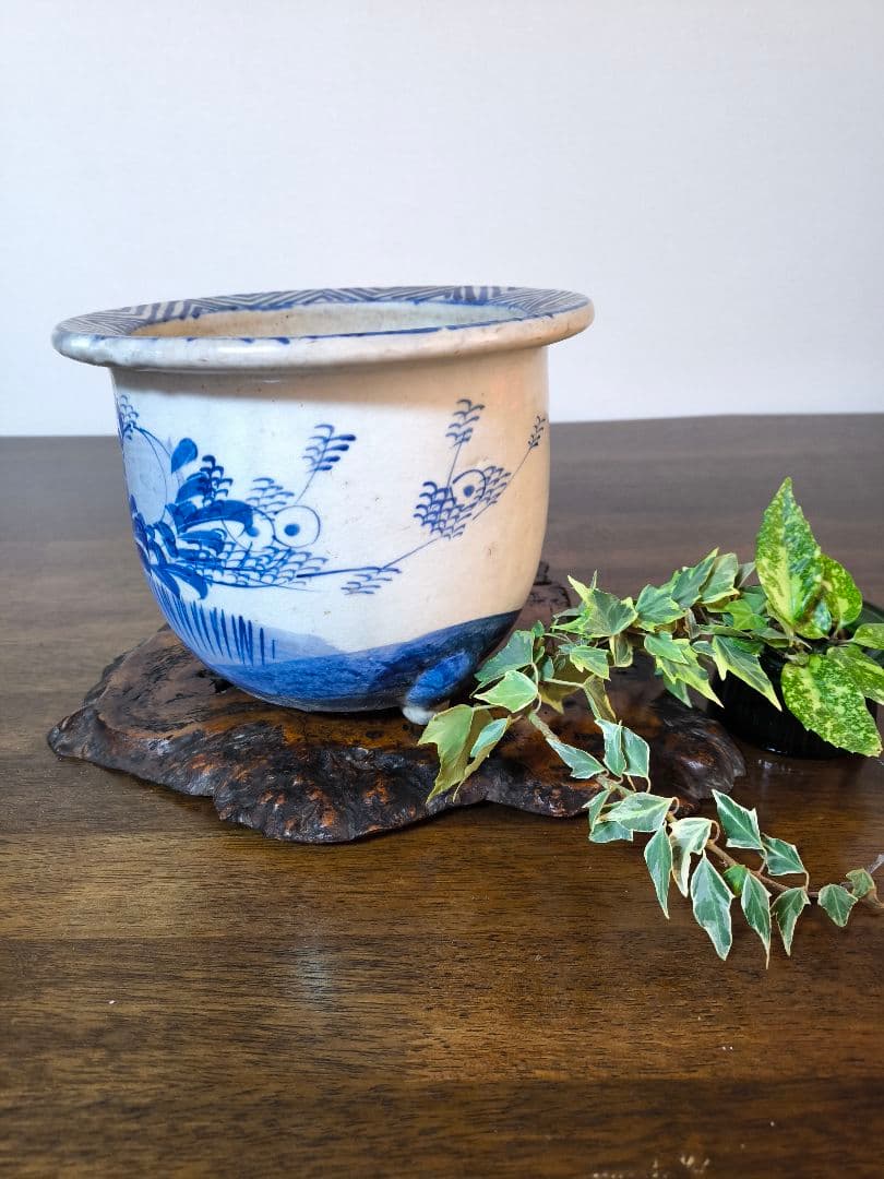 骨董　古伊万里　　明治時代　三足植木鉢　ジャンクガーデン