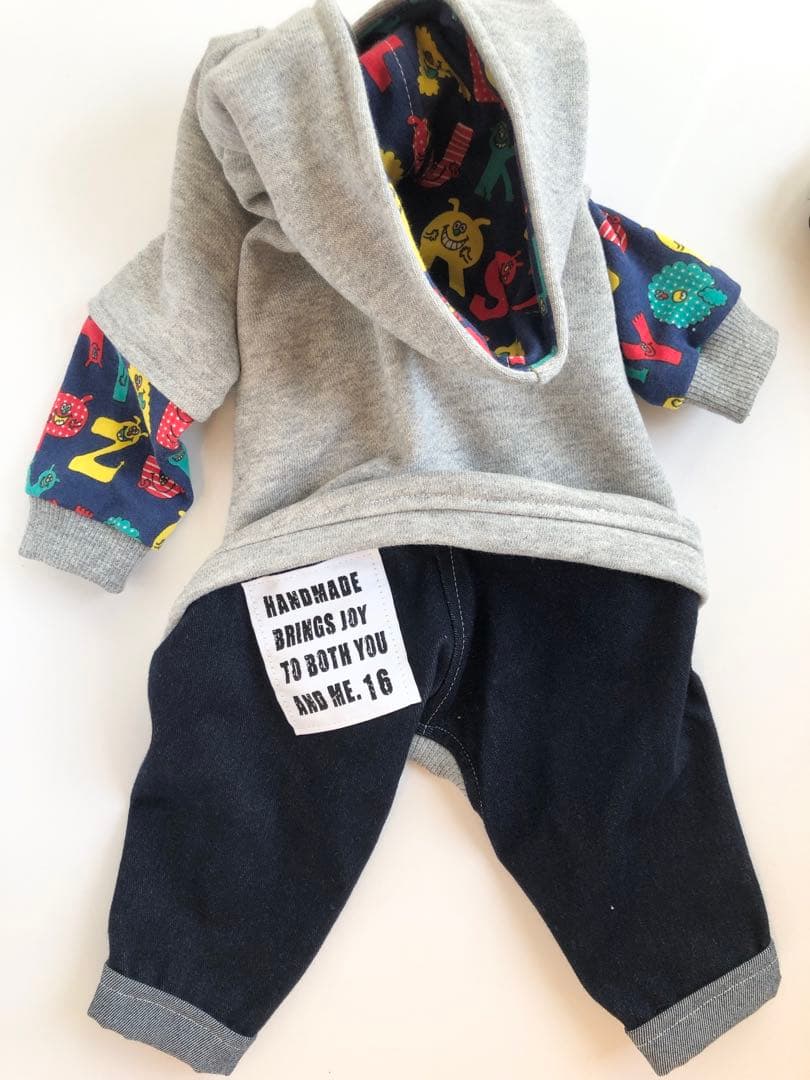 やんちゃ風なロンパース　イタグレ服　犬服　ハンドメイド