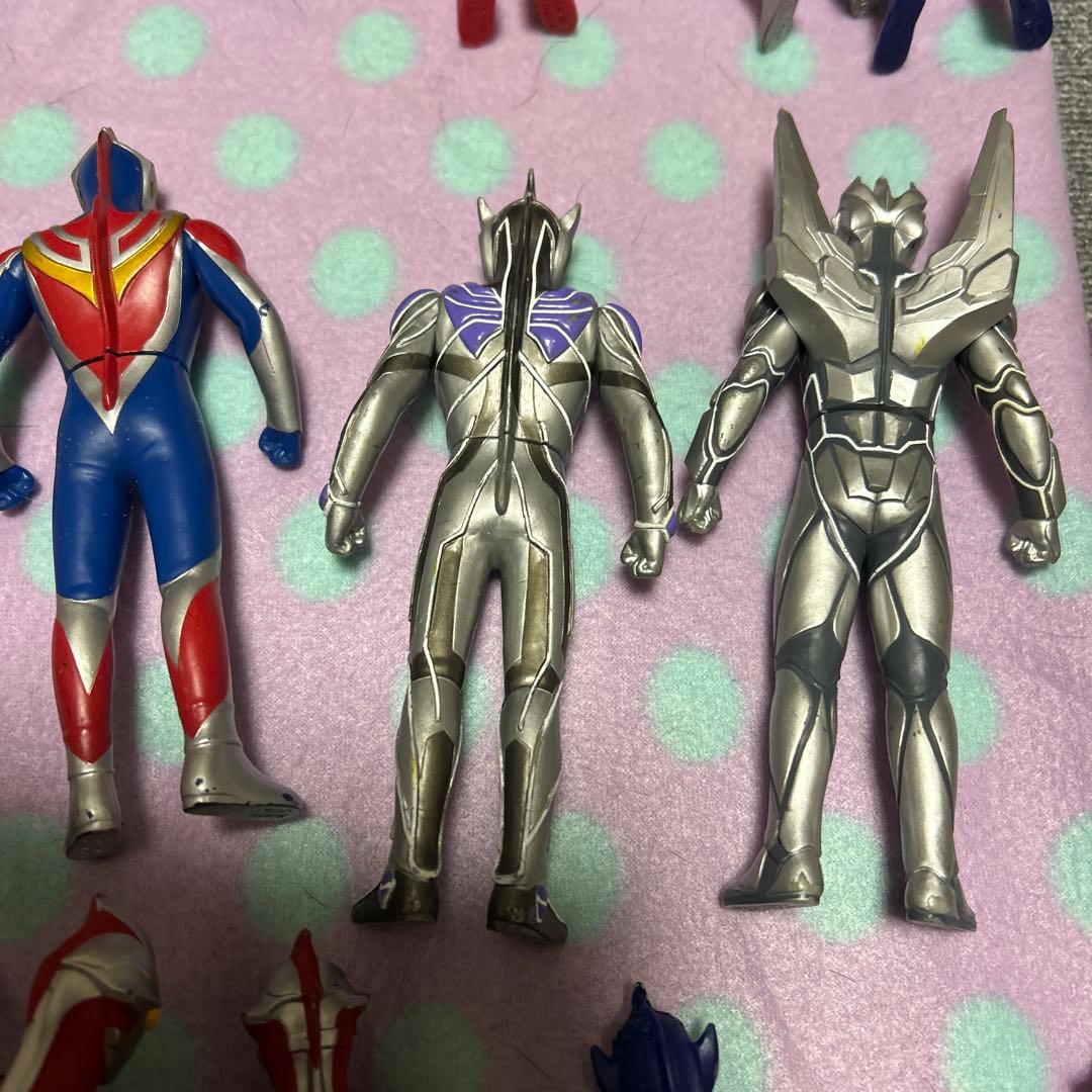 ウルトラマンフィギュアセット 約33体