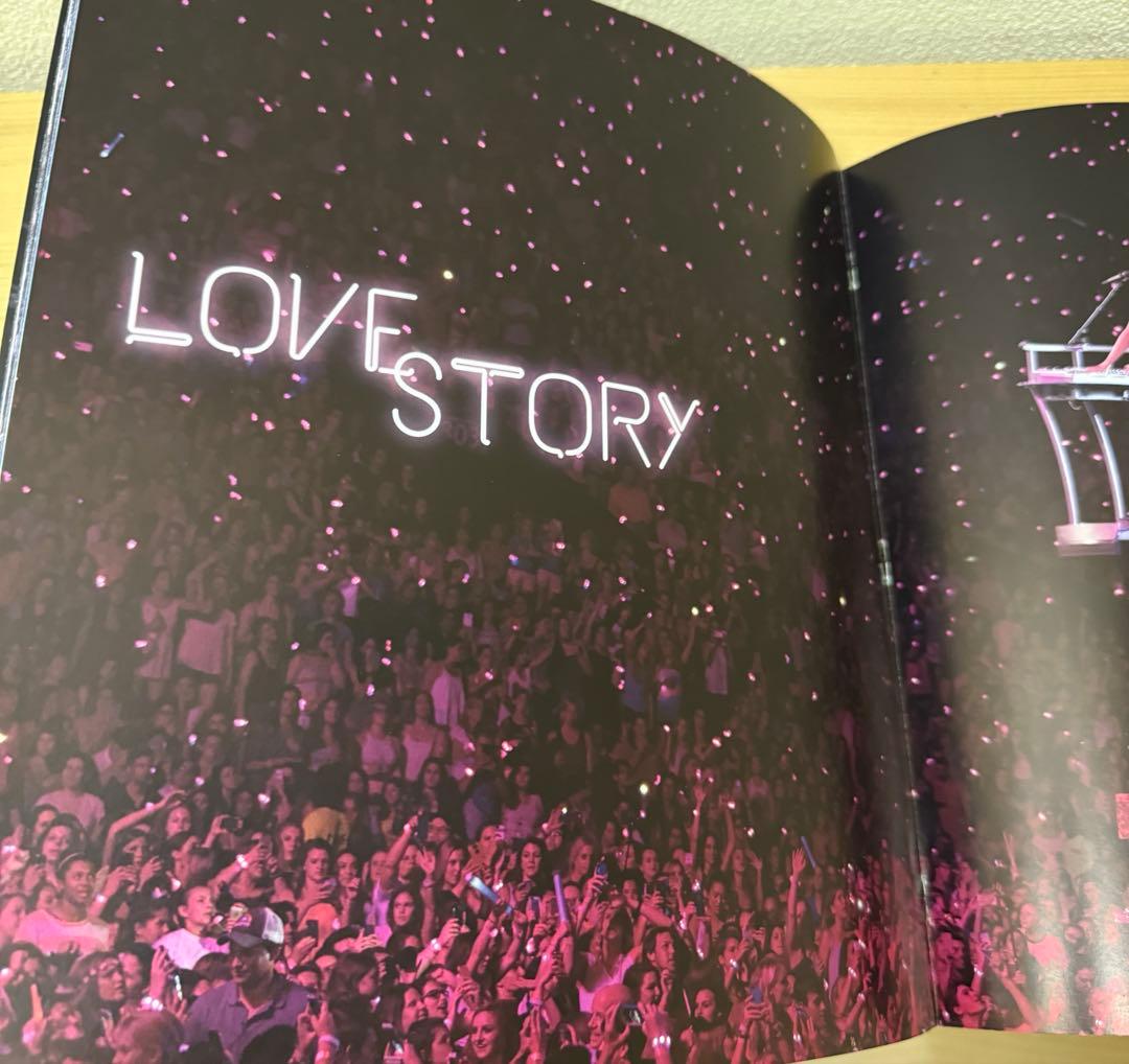 本日まで Taylor Swift テイラースウィフト 1989ツアーブック