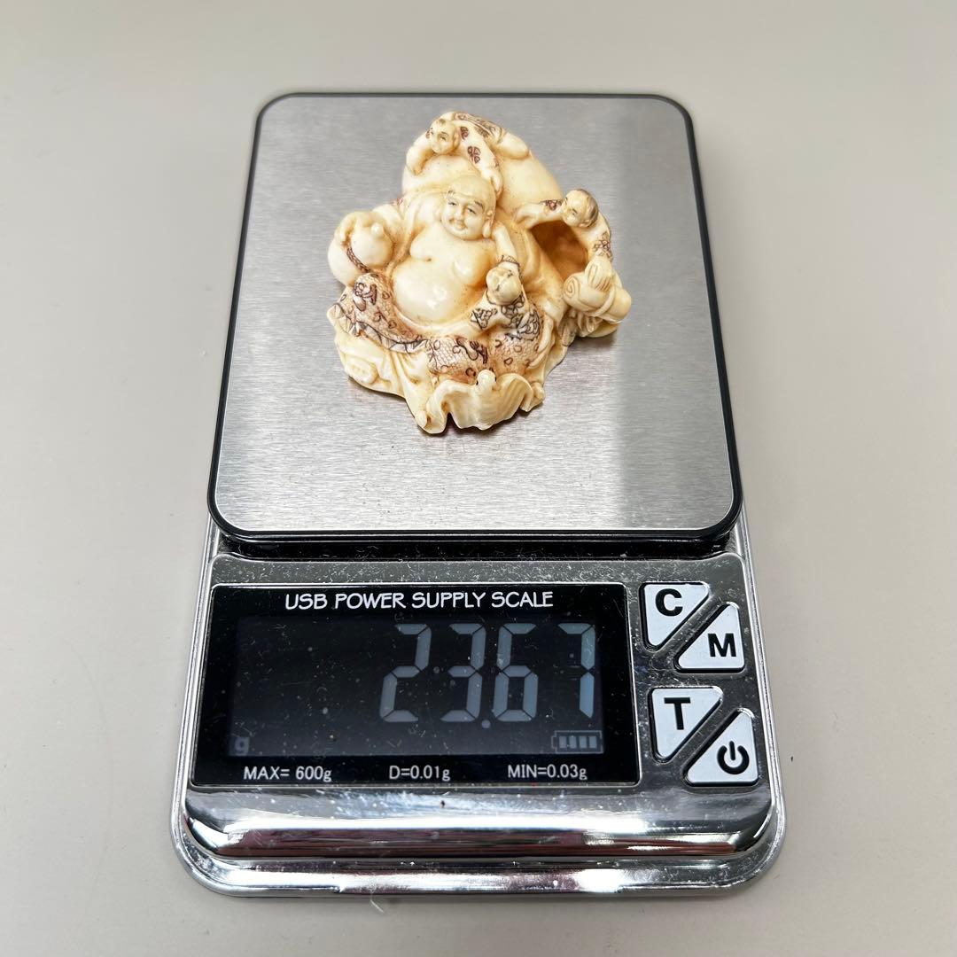 釈迦と子供たちの彫刻極上　根付　天然素材アンティーク骨董飾り物古美術置物細密細工