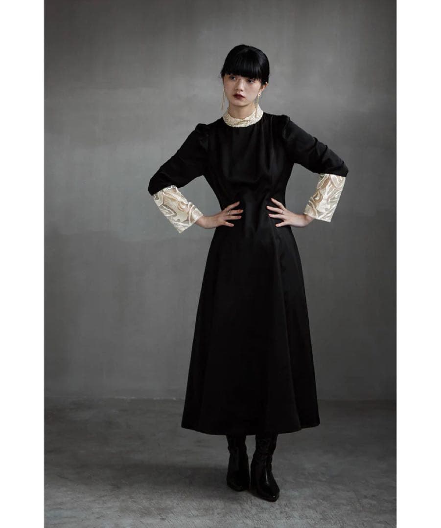 美品✨etoll バック刺繍フレアドレス　パーティー　オケージョン　結婚式　M