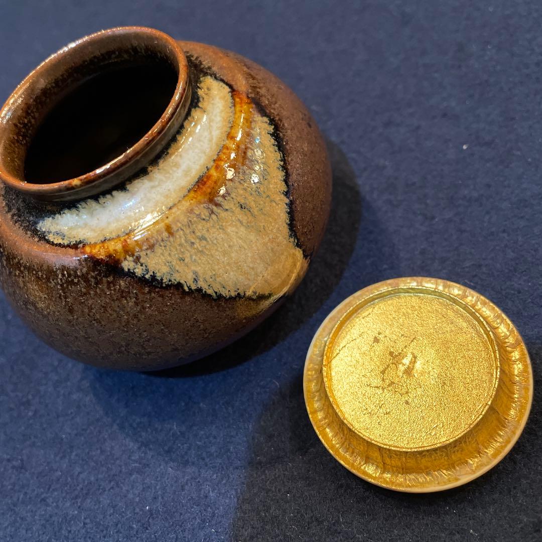 「遠州七窯」の一つでもある『膳所焼』で『陽炎園(窯)』の【大海茶入】共箱　茶道具