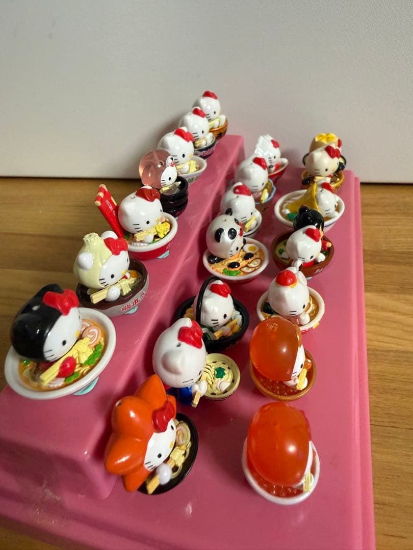 ハローキティ　ご当地キティ　ストラップ　まとめ売り　21点セット