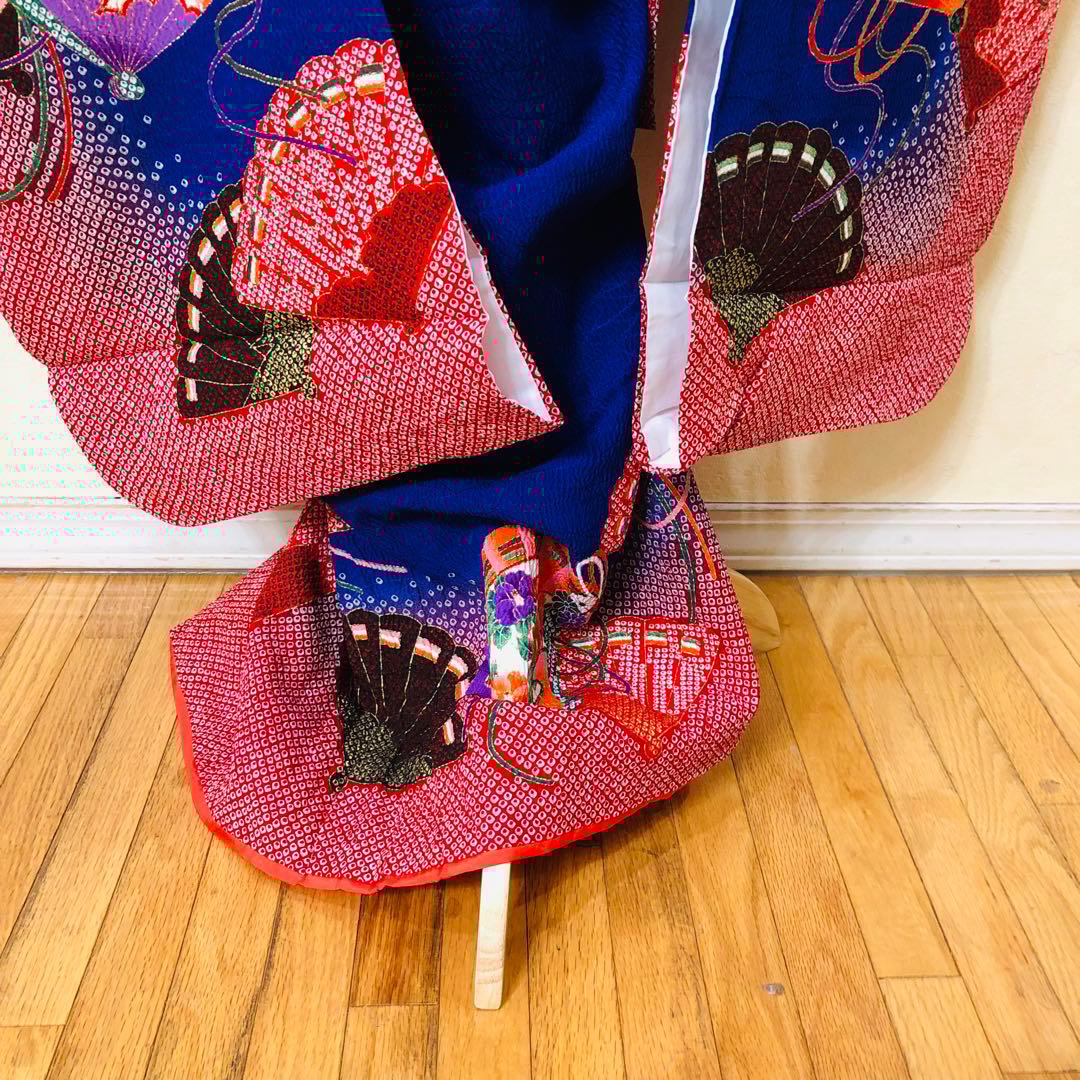 七五三7歳❣️人気Blue暈し絞り柄❣️扇鴛鴦花々金彩煌びやか際立つ完全フルセット❣️