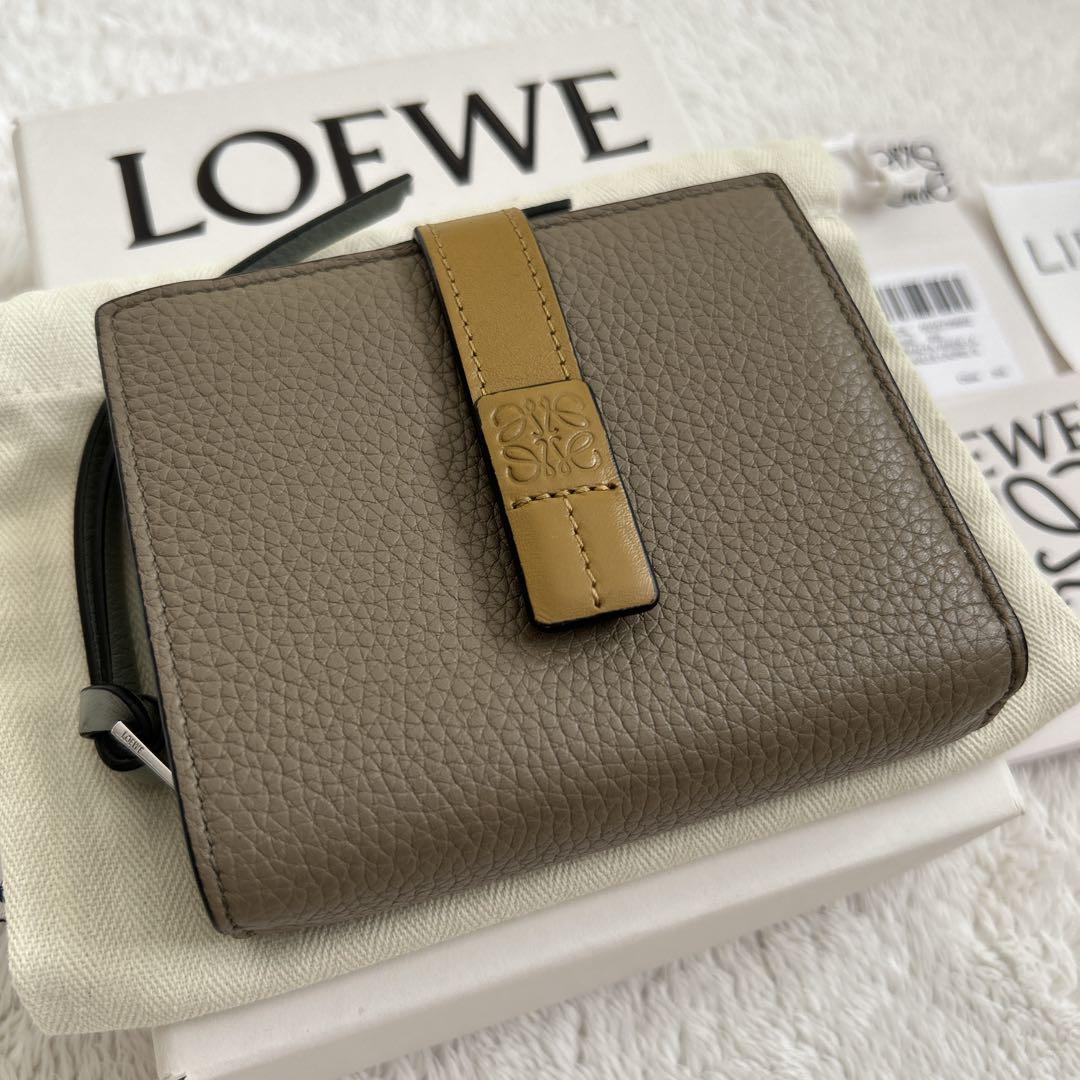 【美品】ロエベ コンパクトジップウォレット　二つ折り財布 LOEWE