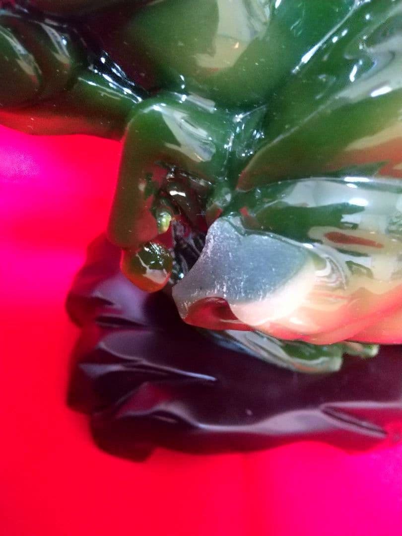 美しい馬の置物　翡翠っぽい　彫刻品　骨董品　美術品　芸術品