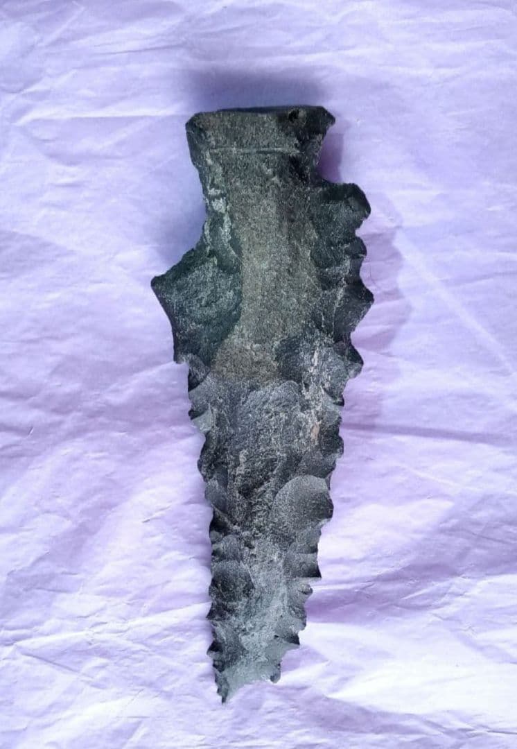 卑弥呼石剣 本物 サヌカイト 石器 模写