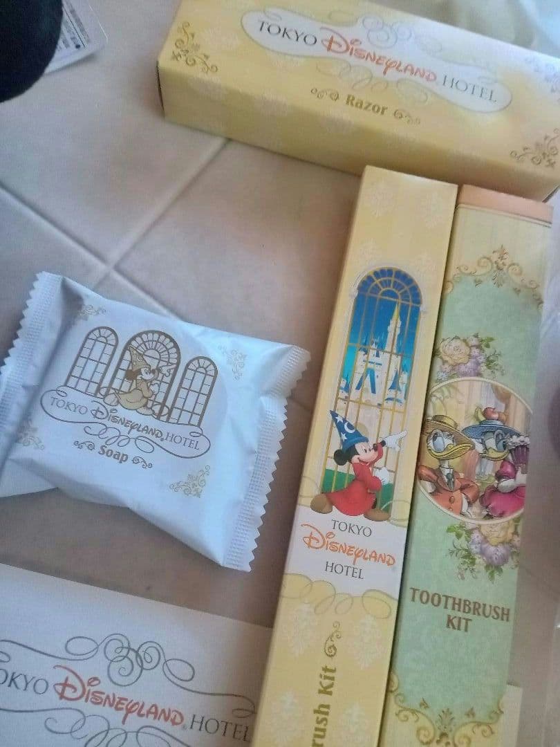 東京ディズニーランドホテル限定 ミッキー＆ミニーちゃん♡ぬいぐるみバッジ