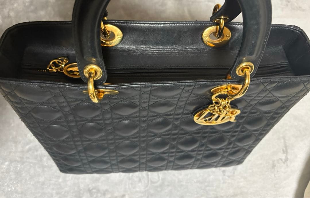 ChristianDior Paris 黒 レザーハンドバッグ