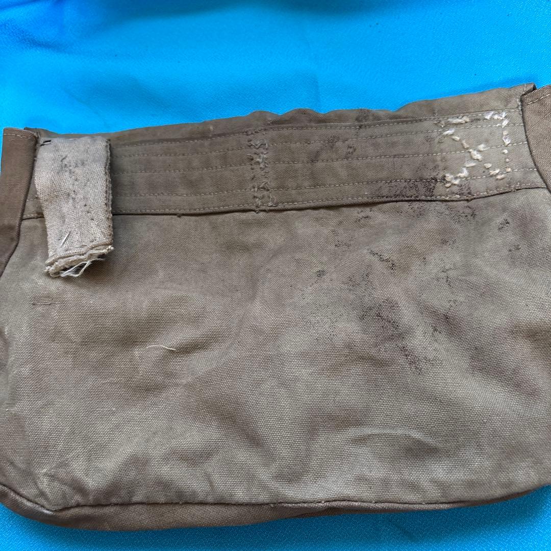 旧日本軍　日本陸軍　水筒、飯ごう、バック、皮脚絆、ゲートルセット