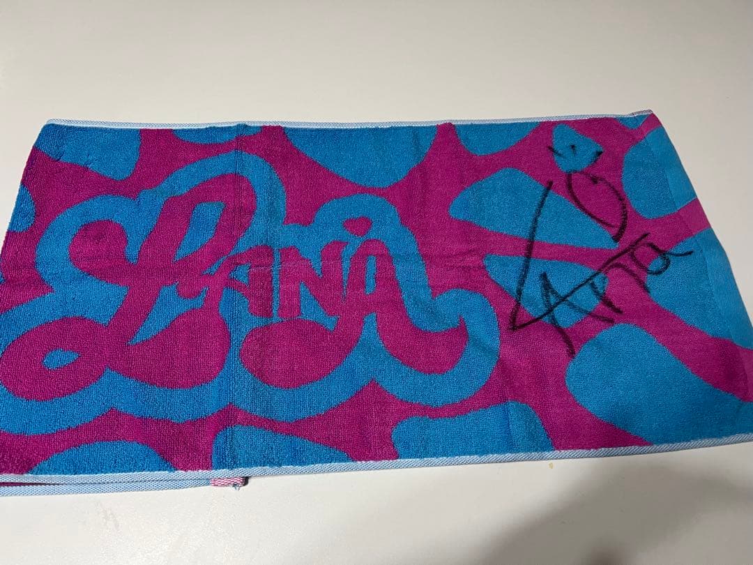 LANAサイン入りタオル《希少、レア》♥️