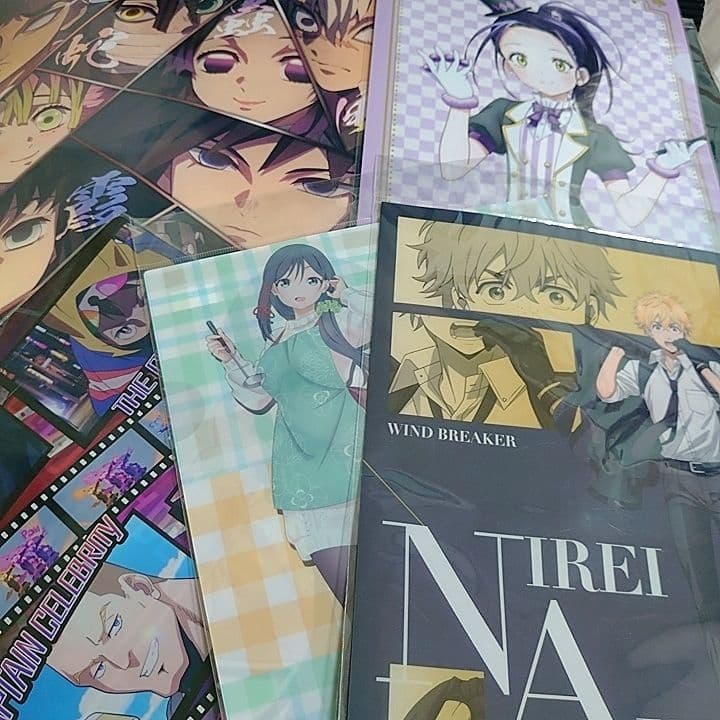アニメグッズ ノンジャンル 大量 まとめ売り アクスタ 缶バッジ マスコット 他