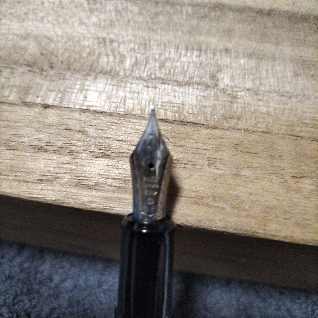 14K PILOT 万年筆 金色クリップ付き　値段相談可