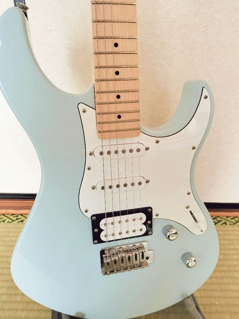 YAMAHAパシフィカ112v　アイスブルー