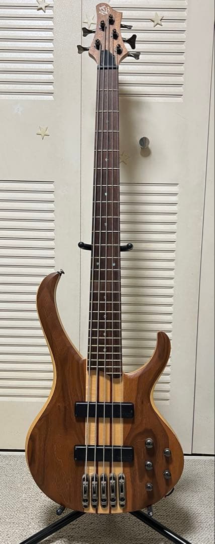 Ibanez 5弦ベース BTB 675