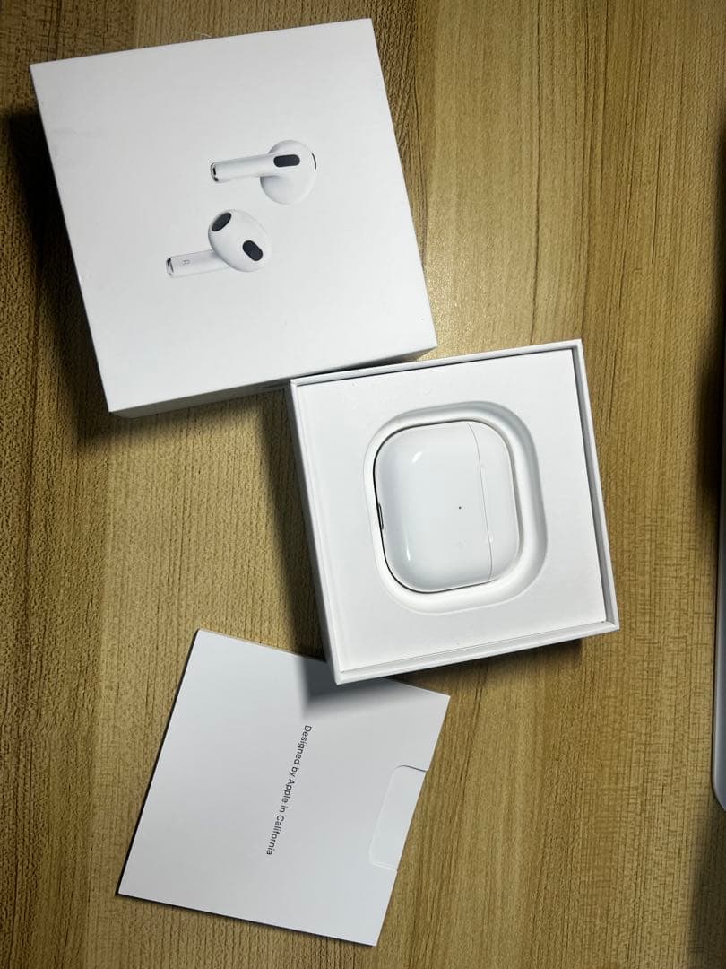 イヤホン Apple AirPods 3