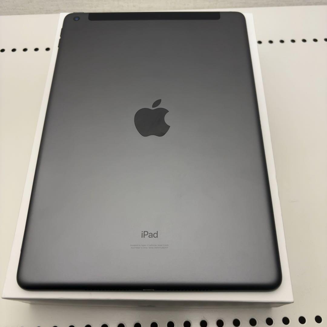 早い者勝ち　訳あり　iPad 第8世代　32GB