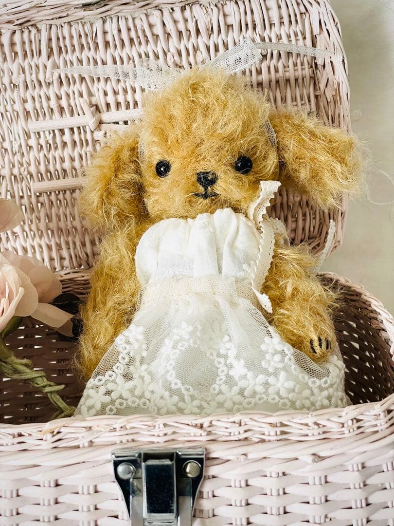 みさぽーママ　アンティークレースドレスのテディプードル　テディベア