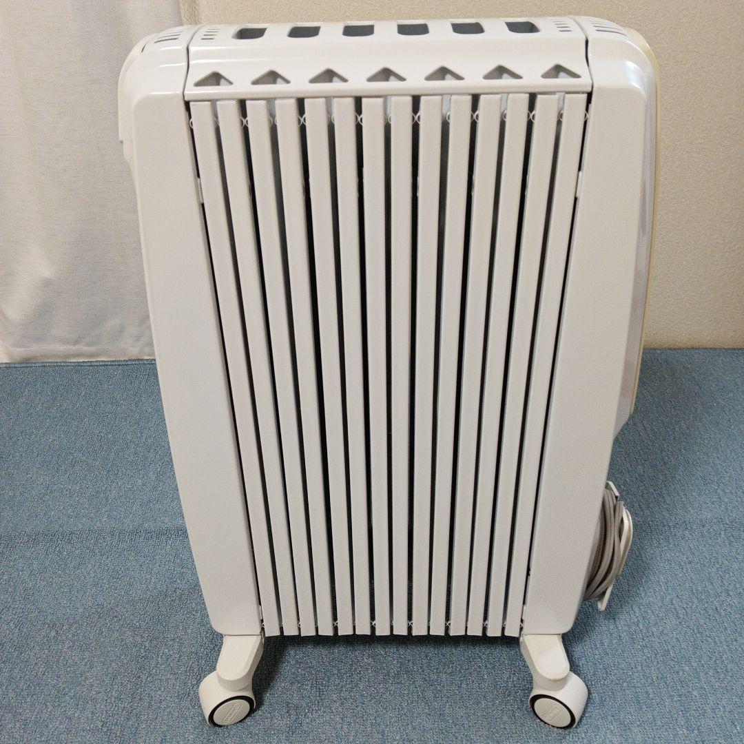 デロンギ オイルヒーター ドラゴンデジタル リモコン付 型式TDD0712W