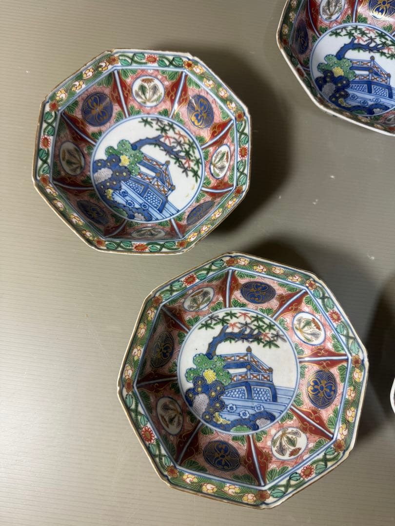 2418大明萬暦年製銘　伊万里 金襴手 菊に龍　岩に欄干図 八角皿　5客　時代物