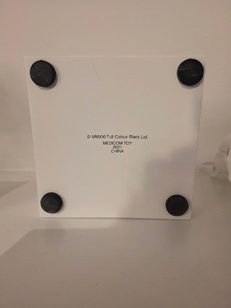 ★バンクシーBanksyメディコムトイBOMBHUGGERSync.ボムハガー★