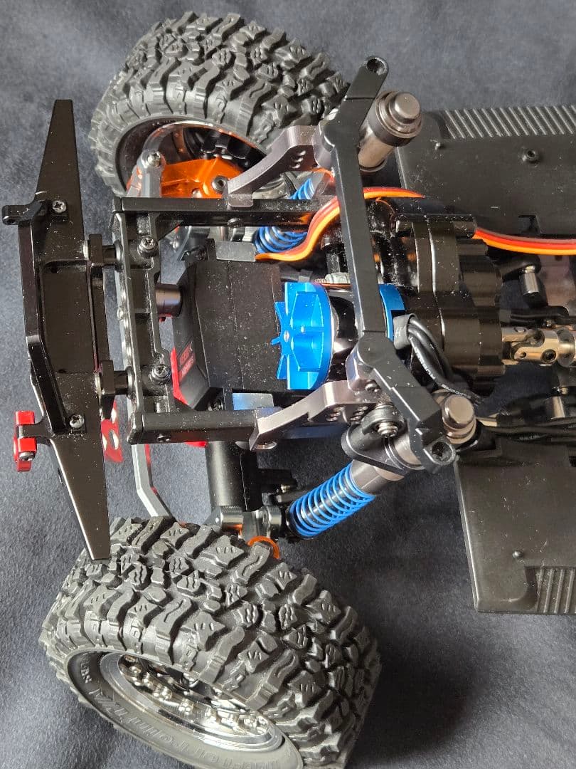 【屋外使用なし】1/12 RC クローラー MN128 フルカスタム / メタル