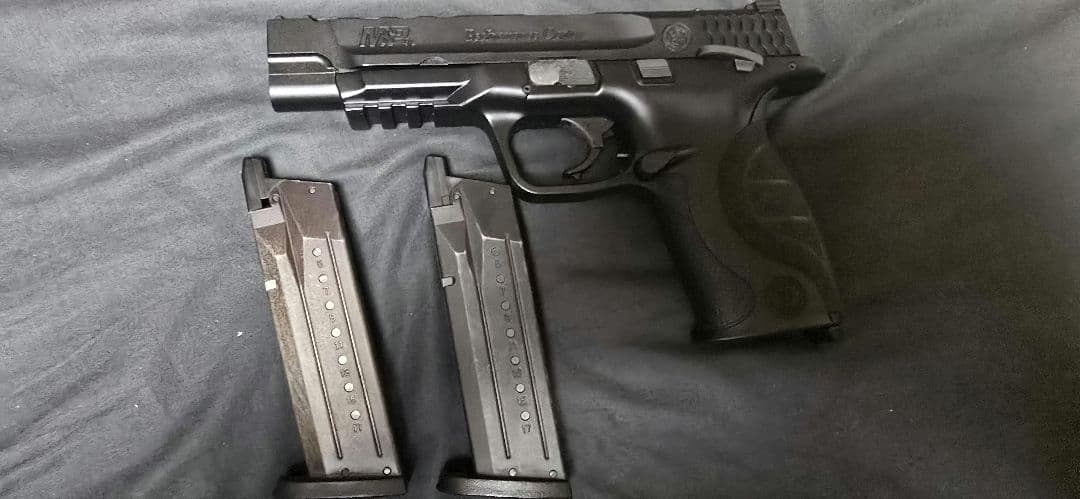 M&P 9LPCポーテッド 予備マガジン付き