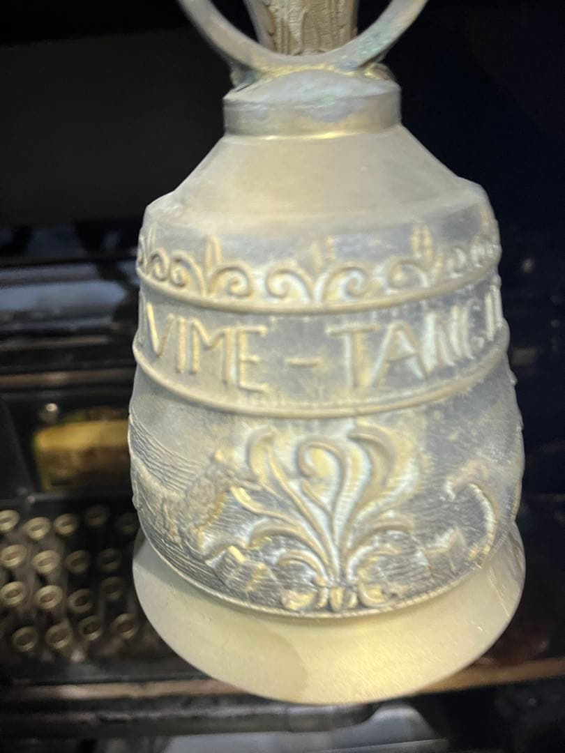 82です アンティーク真鍮製ドアベル、フランス製ドアベル、