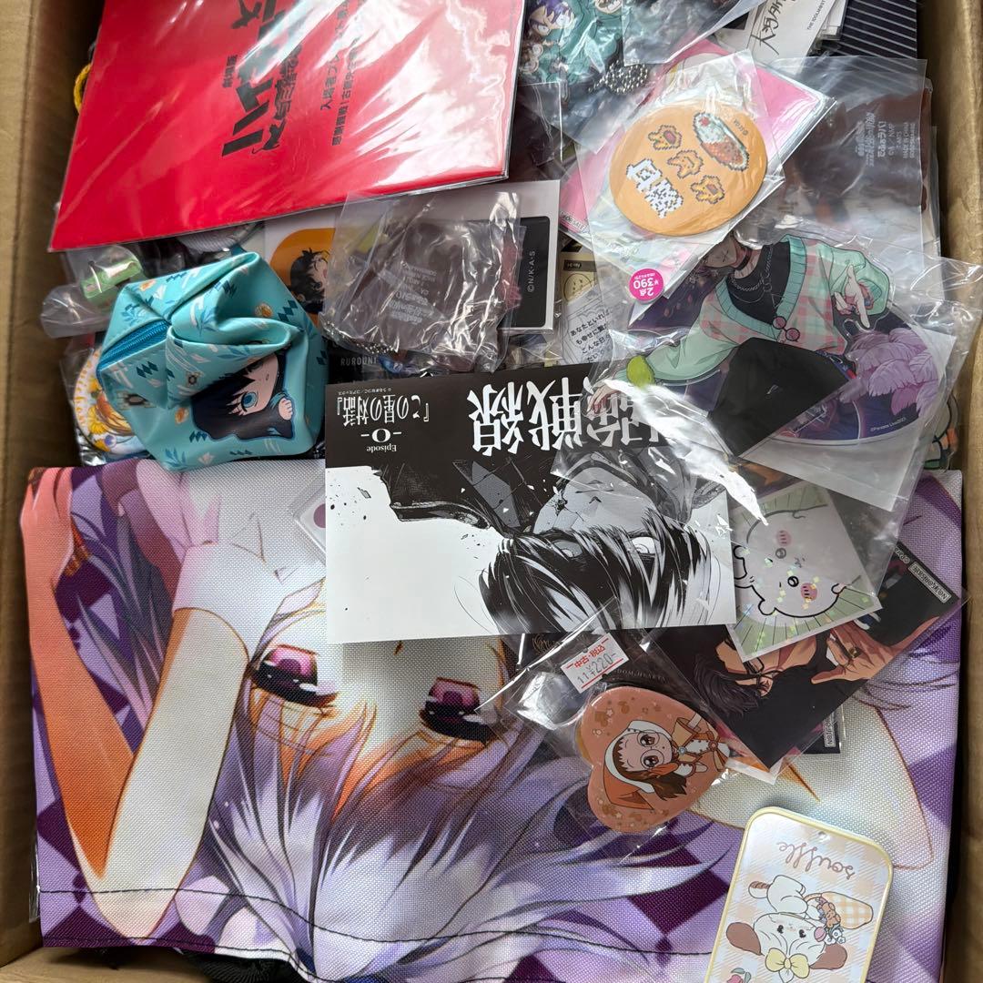 大量　アニメグッズ　まとめ売りセット　　400点以上‼︎